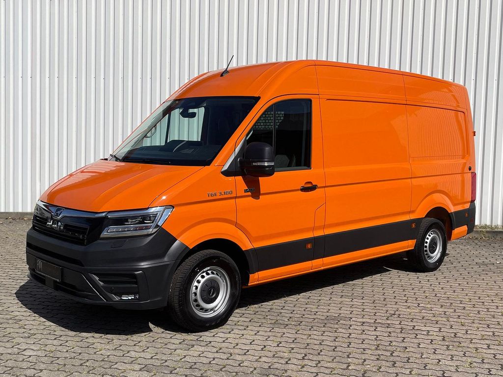 Bild des Angebotes MAN TGE 3.180 L3H3 Kasten 4x4 STANDHZ ACC LENKRADHZ
