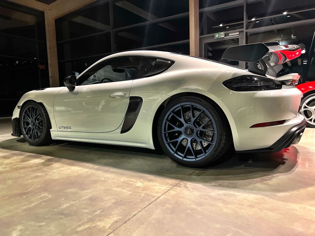Bild des Angebotes Porsche Cayman GT4 RS WEISSACH/MAGNESIUM