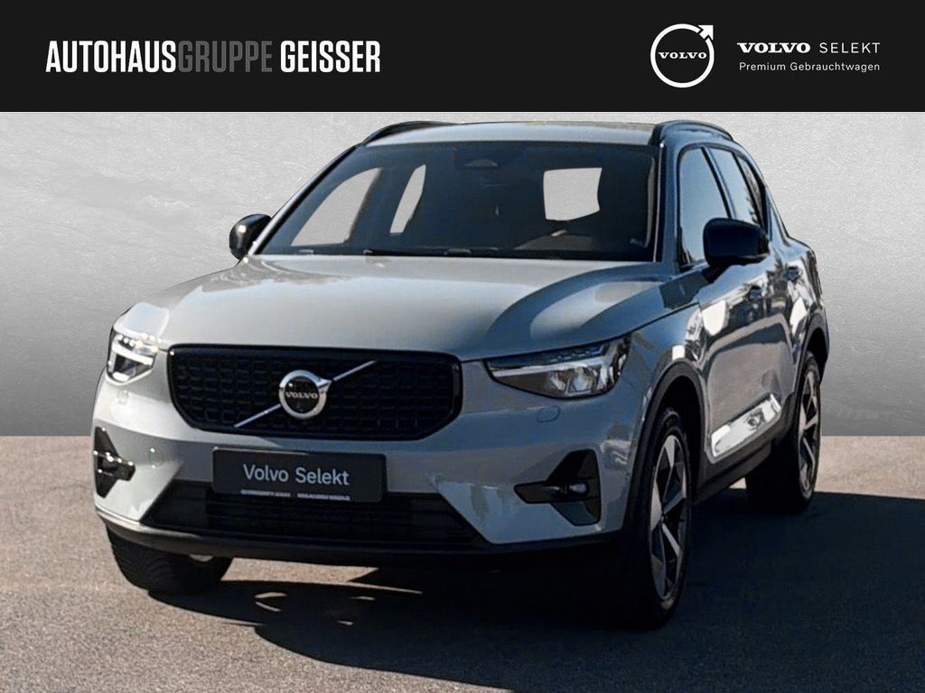 Bild des Angebotes Volvo XC40 B4 MILD-Hybrid Automatik Plus Dark AHK LED
