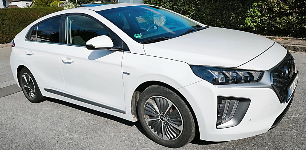 Bild des Angebotes Hyundai Ioniq Plug-in-Hybrid Premium | 1. Hand