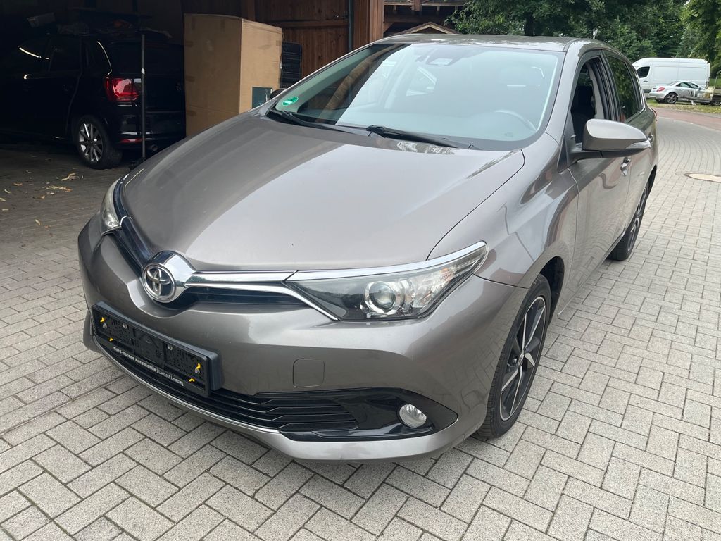 Bild des Angebotes Toyota Auris Edition-S+ 1,6-l-D-4D S/S Edition-S+ 136Tk