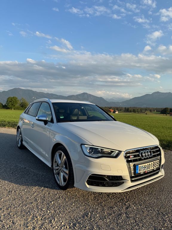 Audi S3 Sportback 2.0 TFSI, B&O, Sommerfahrzeug
