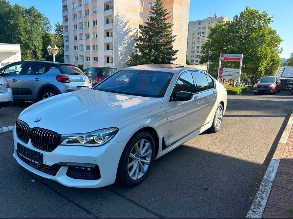 Bild des Angebotes BMW 750i xDrive