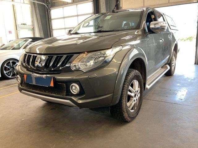 Bild des Angebotes Mitsubishi L200 Plus DoKa 4WD +1.HAND+HARDTOP+SHZ+NAVI+AHK+