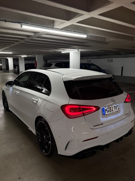 Bild des Angebotes Mercedes-Benz A 35 AMG 4MATIC