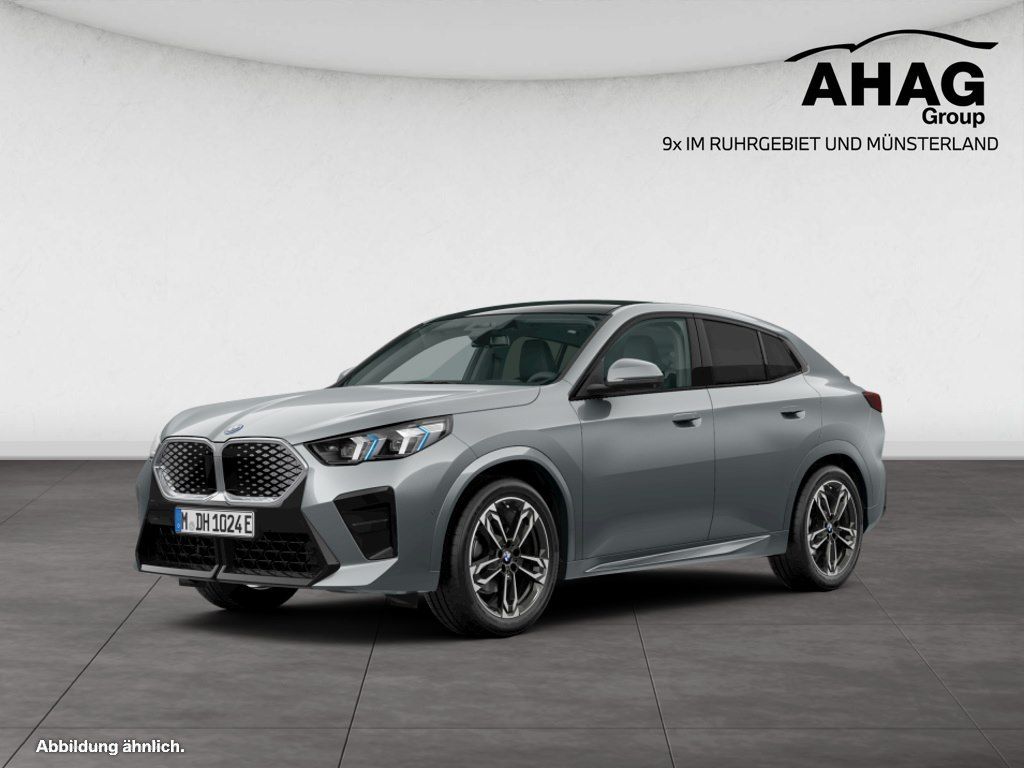 Bild des Angebotes BMW iX2 eDrive20