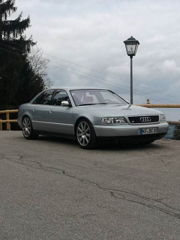Audi S8 4.2 tiptronic -