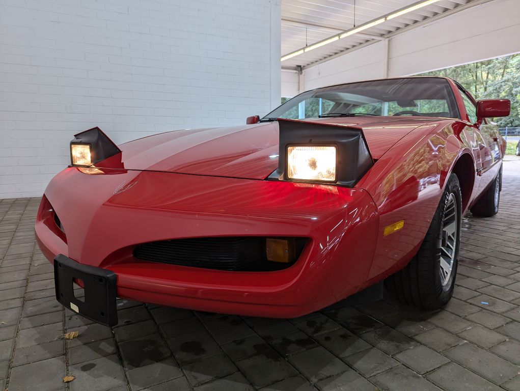 Bild des Angebotes Pontiac Firebird**1 Hand**wenig Kilometer*Klima*Targa