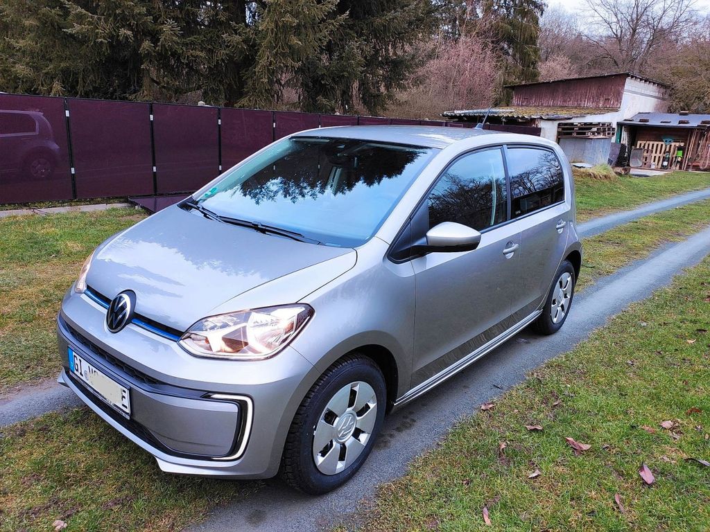 Bild des Angebotes Volkswagen UNITED, CCS, LED Scheinw, Batteriezert.,8f. Ber.