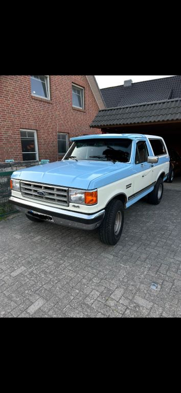 Ford Bronco XLT