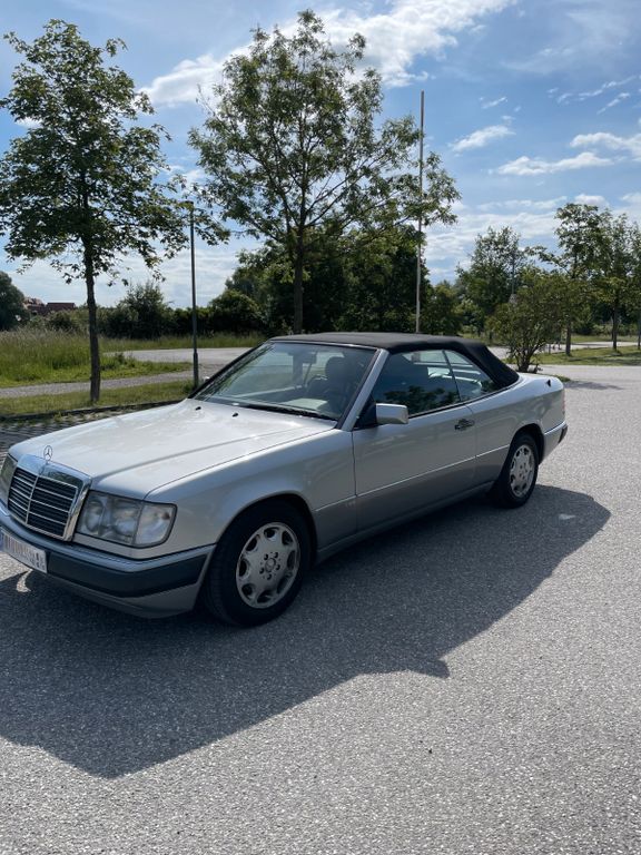 Bild des Angebotes Mercedes-Benz W124 Cabrio, 300 CE-24, 220 PS, Gutachten Note 2