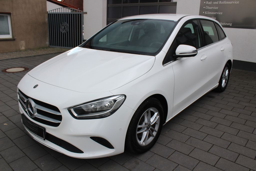 Bild des Angebotes Mercedes-Benz B 160 d STYLE (RÜCKFAHRKAMERA,TEILLEDERSITZE)