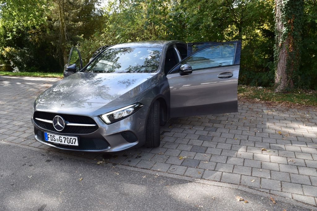 Bild des Angebotes Mercedes-Benz A 160Night Paket, 8x 18 Zoll Räder