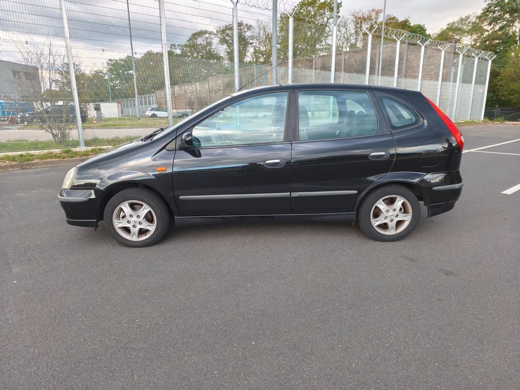 Nissan Almera Tino 1.8 acenta acenta