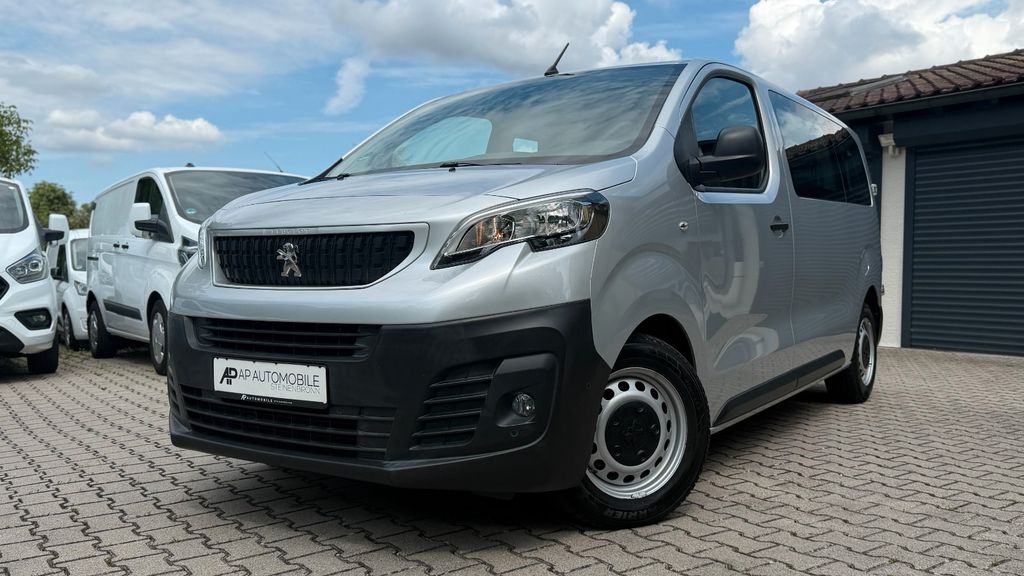 Bild des Angebotes Peugeot Expert Kombi L2 8-Sitzer/1H/25tkm/Navi/Klima/PDC