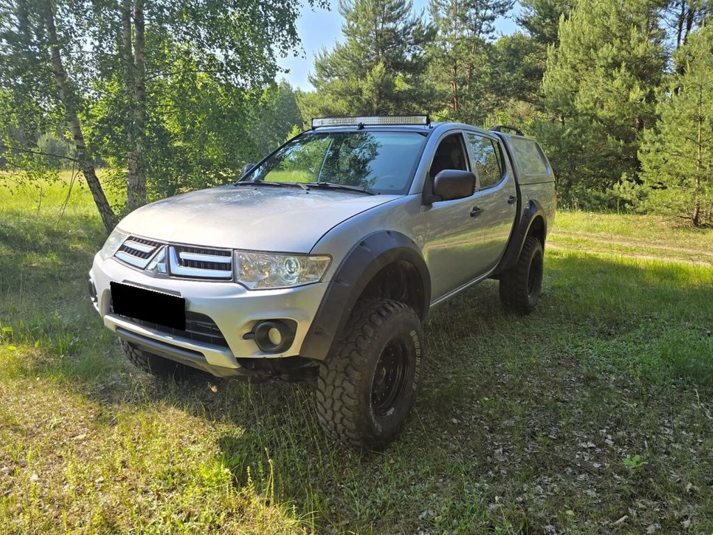 Mitsubishi L200 Invite Double Cab 2.5 DI-D 136 PS 4x4