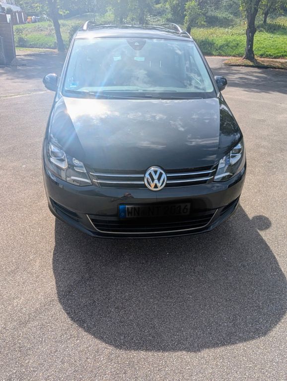 Bild des Angebotes Volkswagen Sharan 2.0 TDI DSG 125kW BlueMotion Tech Sty...