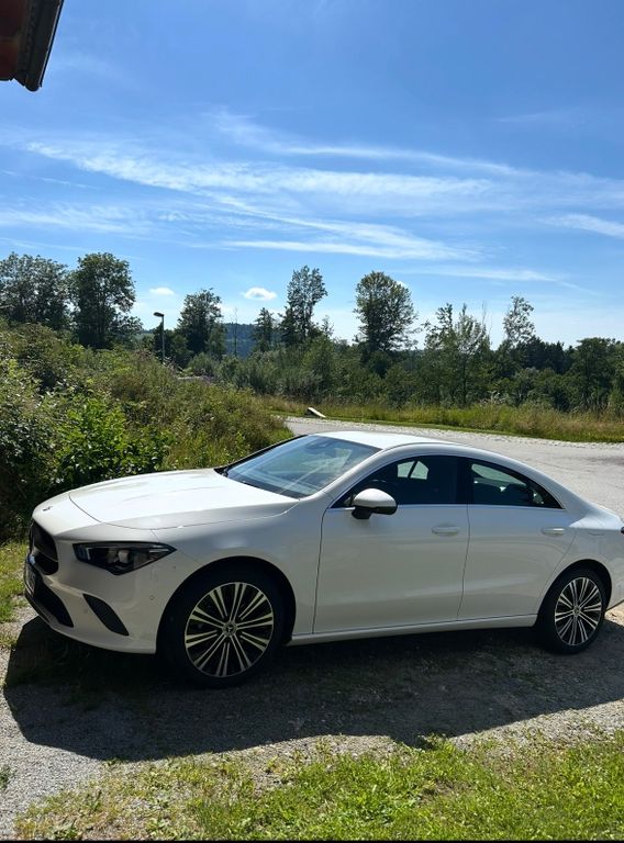 Bild des Angebotes Mercedes-Benz CLA 200 DCT Progressive mit junger Sterne Garant