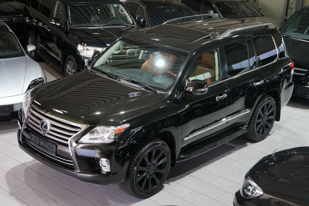 Bild des Angebotes Lexus LX 570 7-SITZER*REAR-DVD*LEXUS HISTORY*22"
