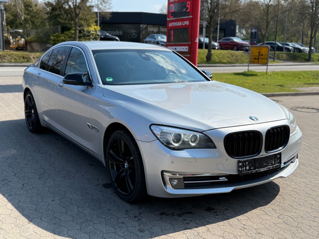 Bild des Angebotes BMW 730 7 730d xDrive*TÜV 03/2028*XENON*NAVI