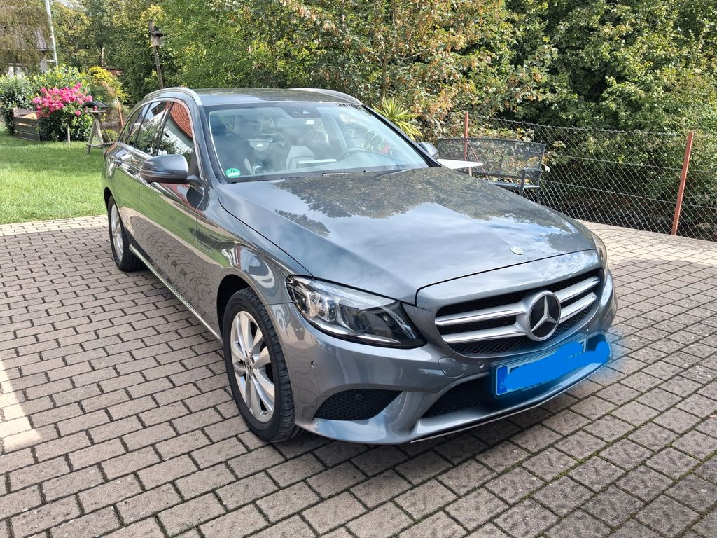 Bild des Angebotes Mercedes-Benz C 220 d 4MATIC T Autom. - Advangarde