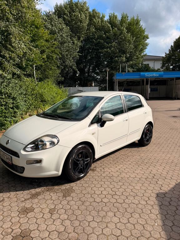 Bild des Angebotes Fiat Punto 1.4 8V Dualogic Start&Stopp LOUNGE LOUNGE