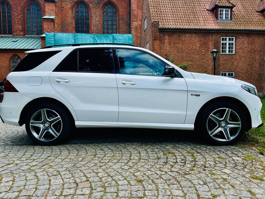 Bild des Angebotes Mercedes-Benz GLE 400 4MATIC AMG Line