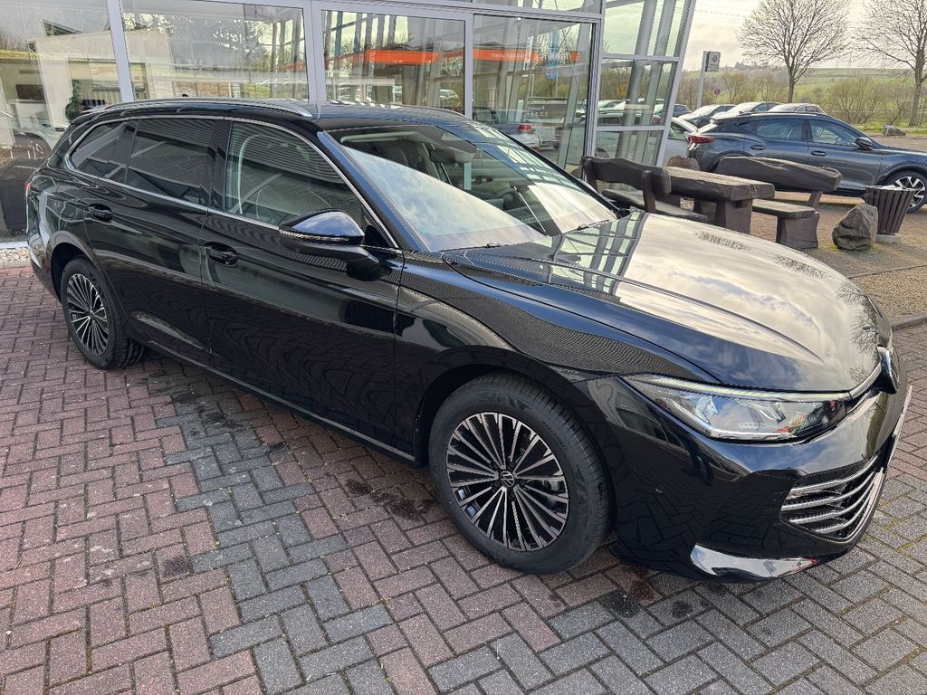 Bild des Angebotes Volkswagen Passat Variant TDI Elegance AHK+Matrix+Hud+Navi
