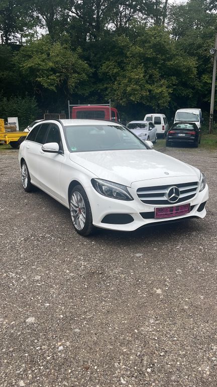 Bild des Angebotes Mercedes-Benz 220