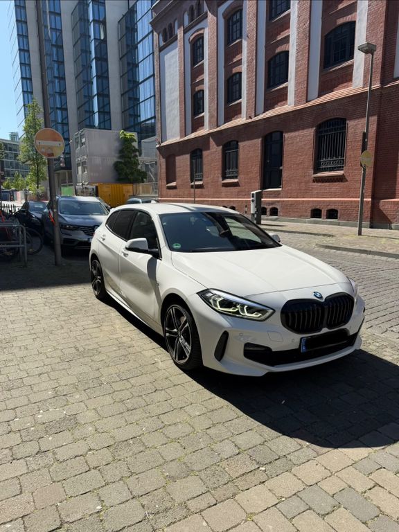 Bild des Angebotes BMW 118i M Sport/HarmanK/Allwetter/Scheckheft/RFK