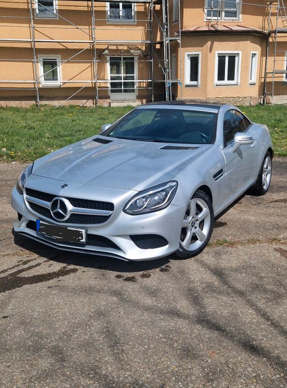 Bild des Angebotes Mercedes-Benz SLC 200 9GTRONIC LED NAVI AIRSCARF