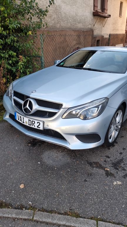 Mercedes-Benz E 250 Coupé Autom. -