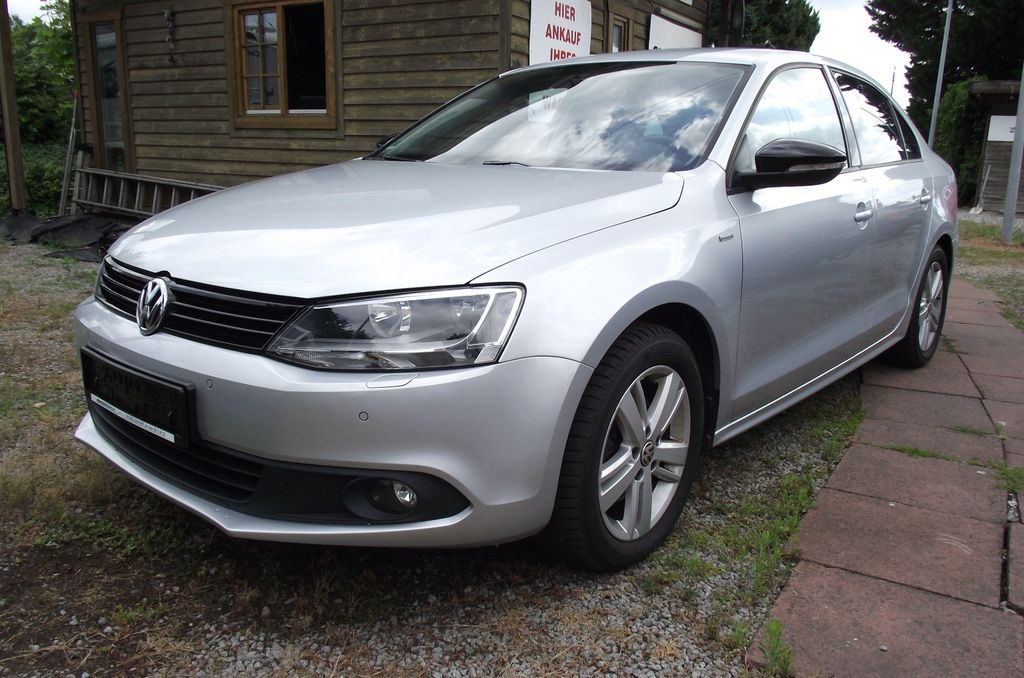 Bild des Angebotes Volkswagen Jetta VI Match 1. Hand  , lückenloser Service ,