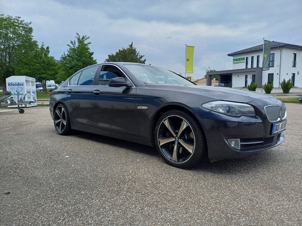 Bild des Angebotes BMW 550 Baureihe 5 Lim. 550i xDrive MOTORPROBLEME