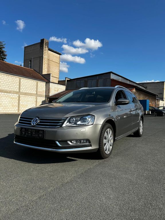 Bild des Angebotes Volkswagen Passat Variant Highline EcoFuel