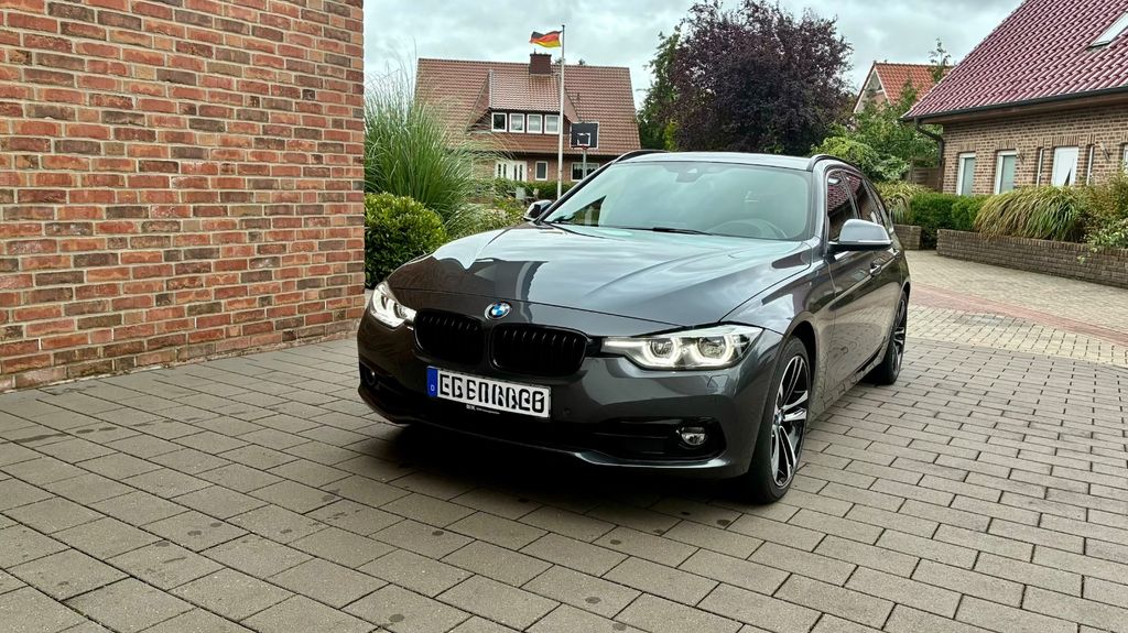 Bild des Angebotes BMW 320d xDrive Touring Automatic -