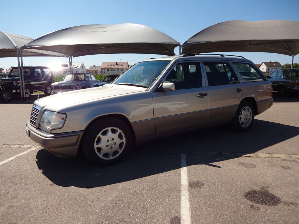 Mercedes-Benz 220 TE   W124    Mopf   Top Gepflegt !