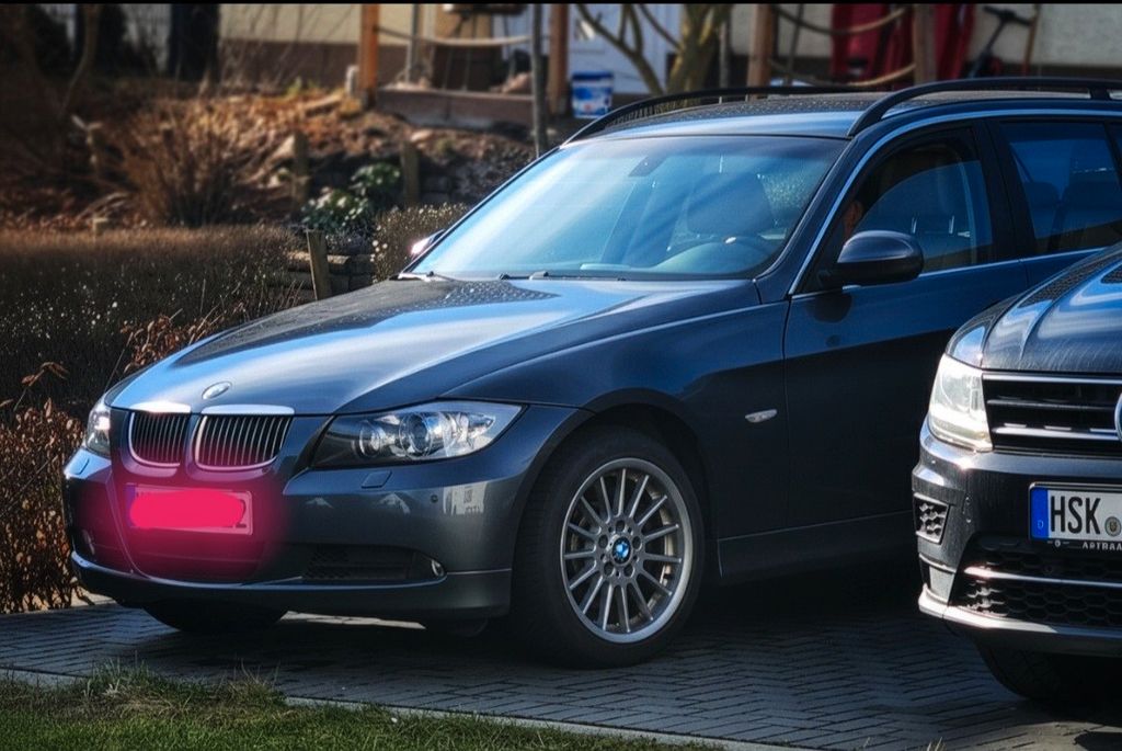 Bild des Angebotes BMW 325xi touring -
