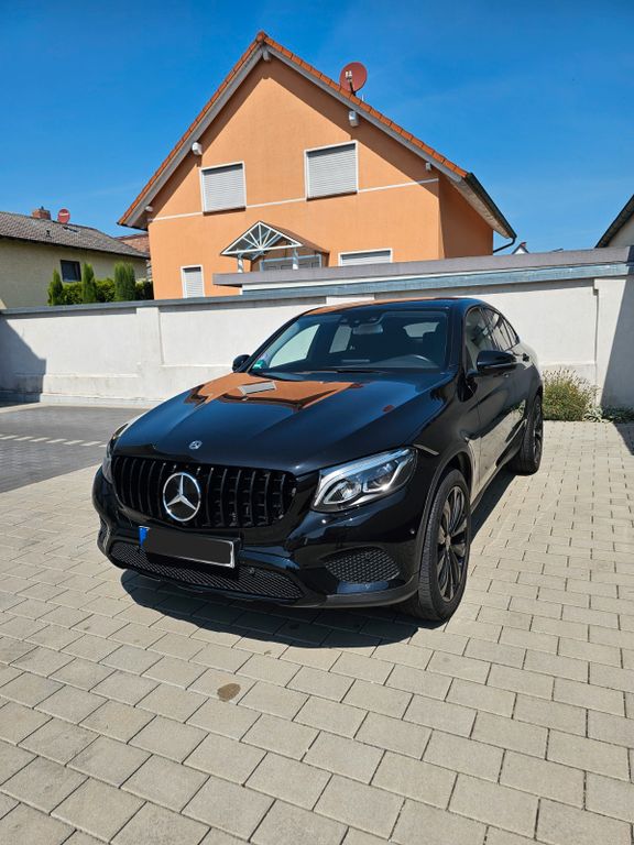 Bild des Angebotes Mercedes-Benz GLC 300 4MATIC Coupé Autom. -