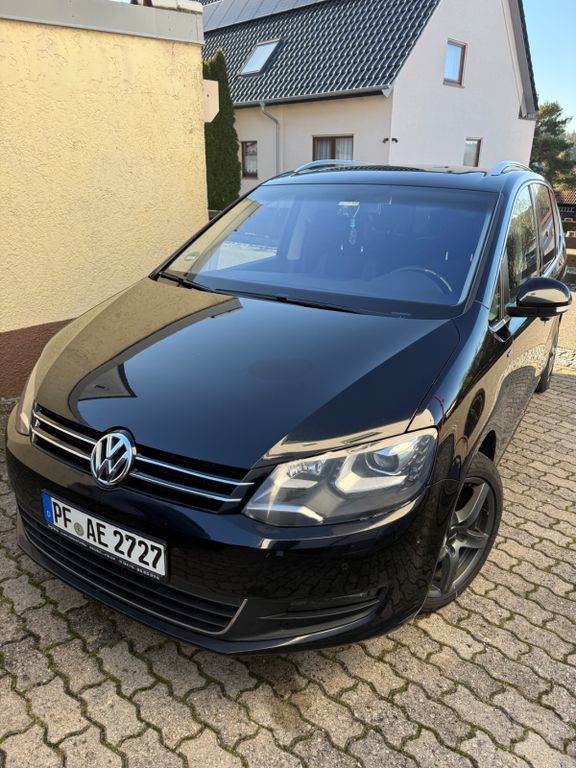 Bild des Angebotes Volkswagen Sharan 2.0 TDI DSG 130kW BMotion Technology ...