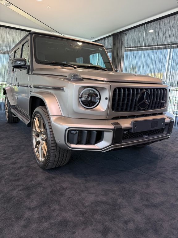 Bild des Angebotes Mercedes-Benz G63 AMG CARBON/MANUFAKTUR/SUPERIOR/VOLL