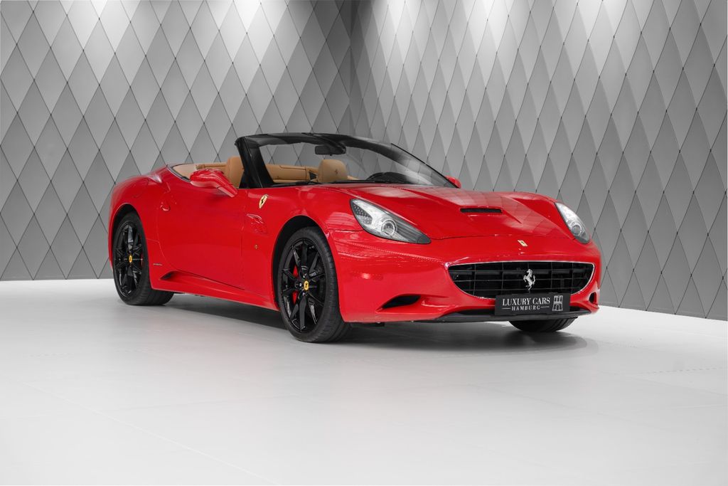 Bild des Angebotes Ferrari California 4.3 V8 RED/BROWN