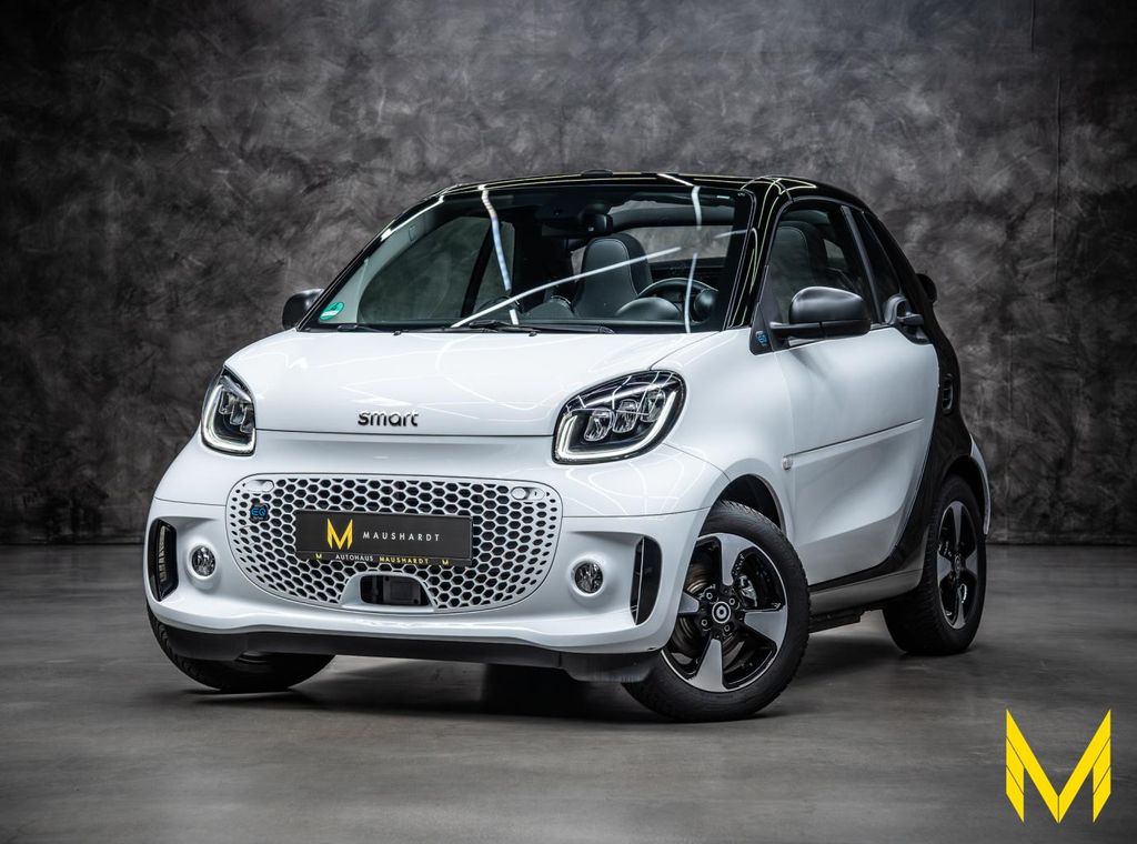Bild des Angebotes Smart ForTwo EQ cabrio passion EXCLUSIVE |WHITEnBLACK|
