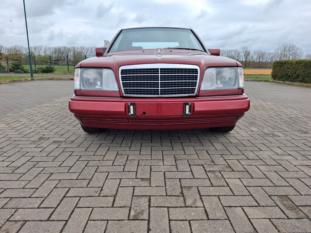 Bild des Angebotes Mercedes-Benz E220