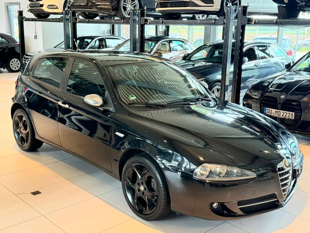 Alfa Romeo 147 1.6 16V TS Black Line"TÜV-2028"LEDER/KLIMA"