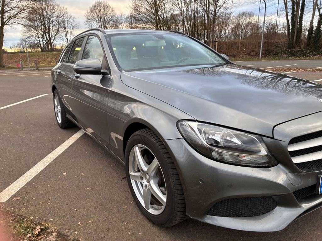 Bild des Angebotes Mercedes-Benz Mercedes C200, sehr gepflegt und zuverlässi