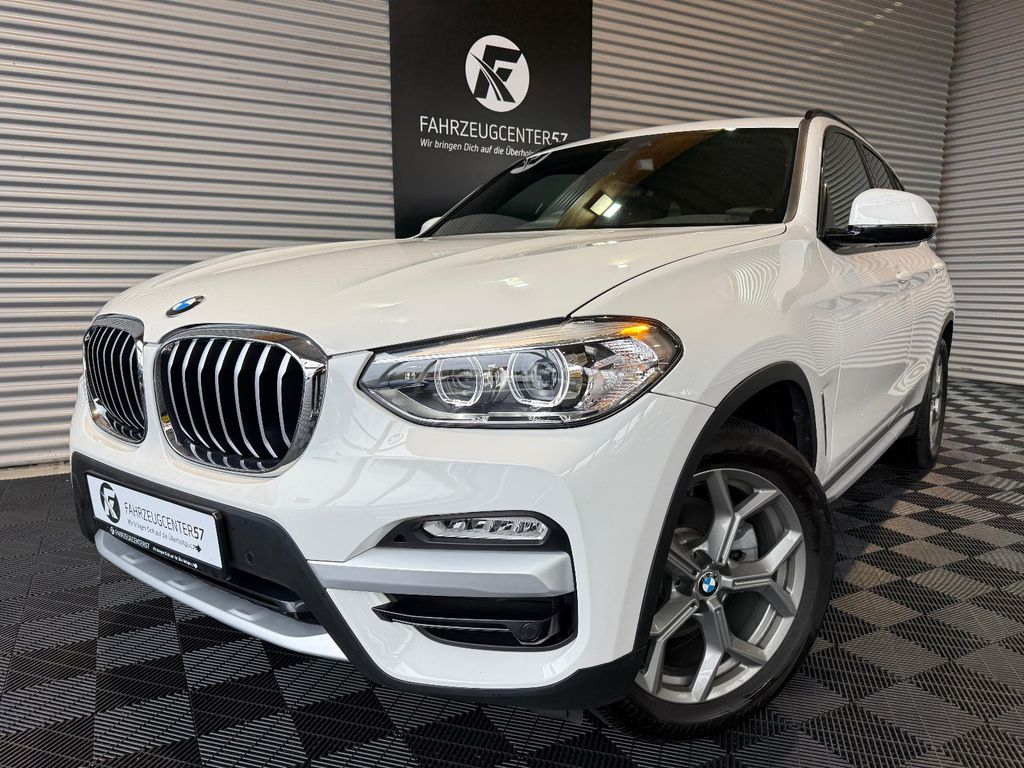 BMW X3 sDrive30i xLine/RFK/CARPLAY/LED/NAVI