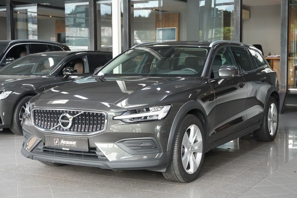 Bild des Angebotes Volvo V60 Cross Country  B5 AWD LED Pano AHK