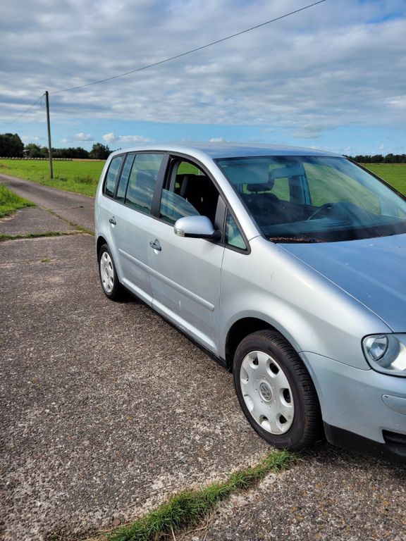 Bild des Angebotes Volkswagen Touran 1.9 TDI 66kW Conceptline Neu TÜV