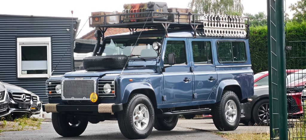 Bild des Angebotes Land Rover Defender 110 SE Station Wagon Klima Stadtfz TOP